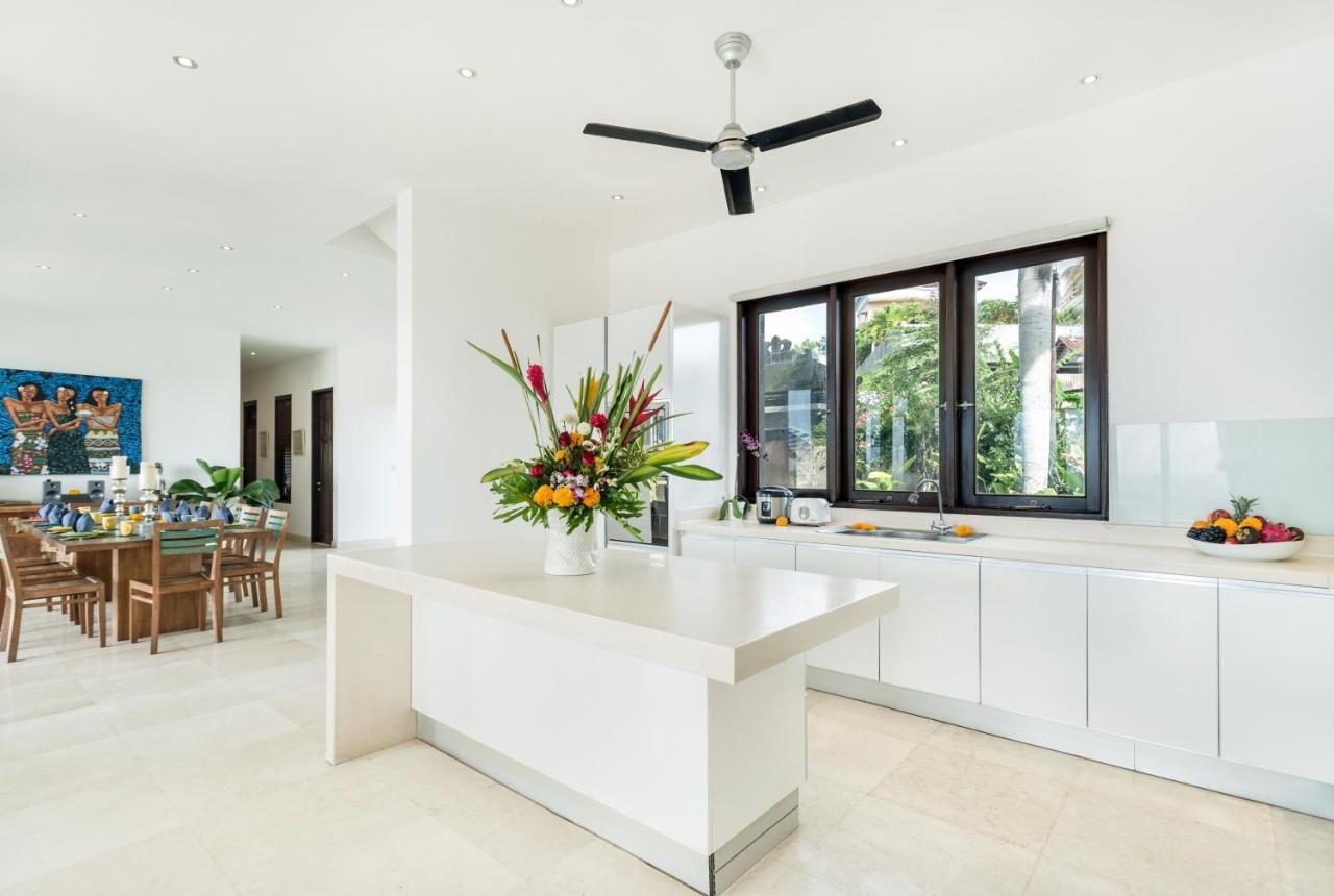 Villa Bali Blue Jimbaran  Exterior photo
